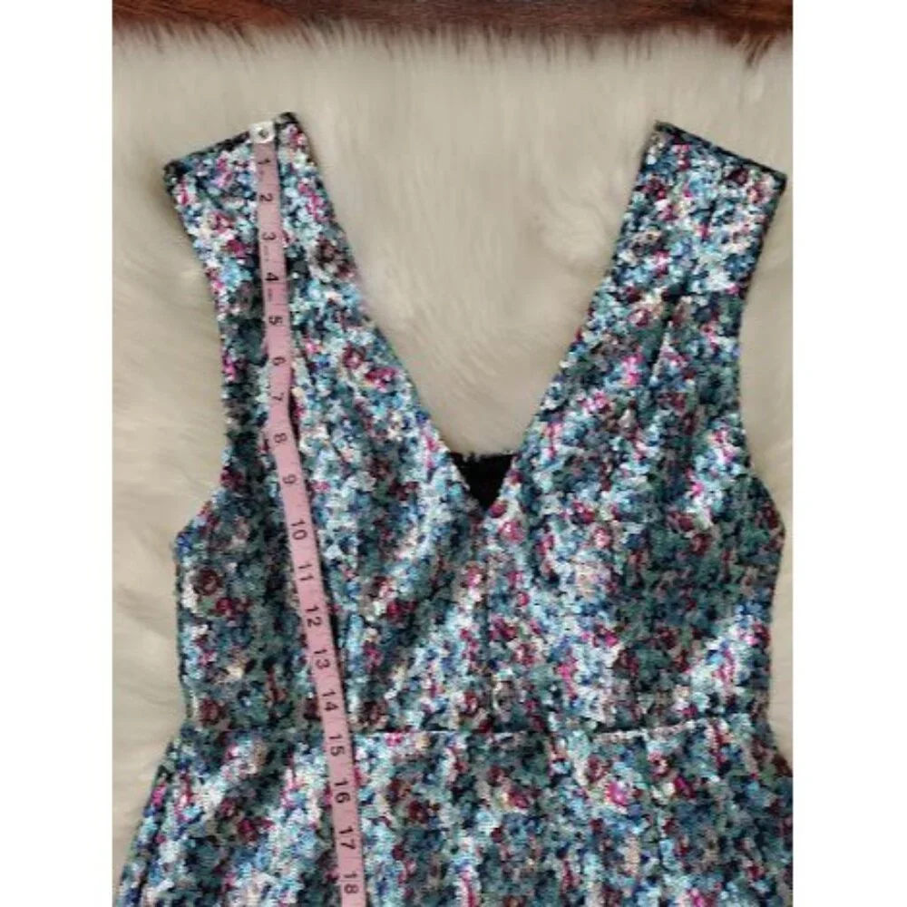 TOPSHOP Sequins Twee Homecomming NYE V-Neck Prom Glamour Mini Dress Size 6 - Picture 8 of 13